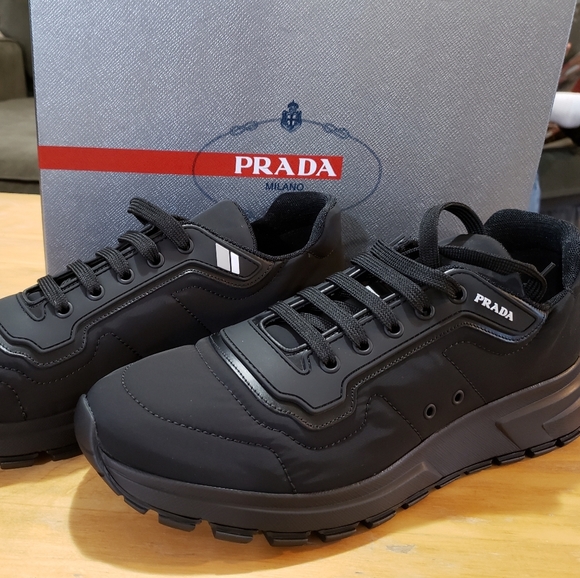 Prada prax 01 size 9 mens shoes - Picture 1 of 6